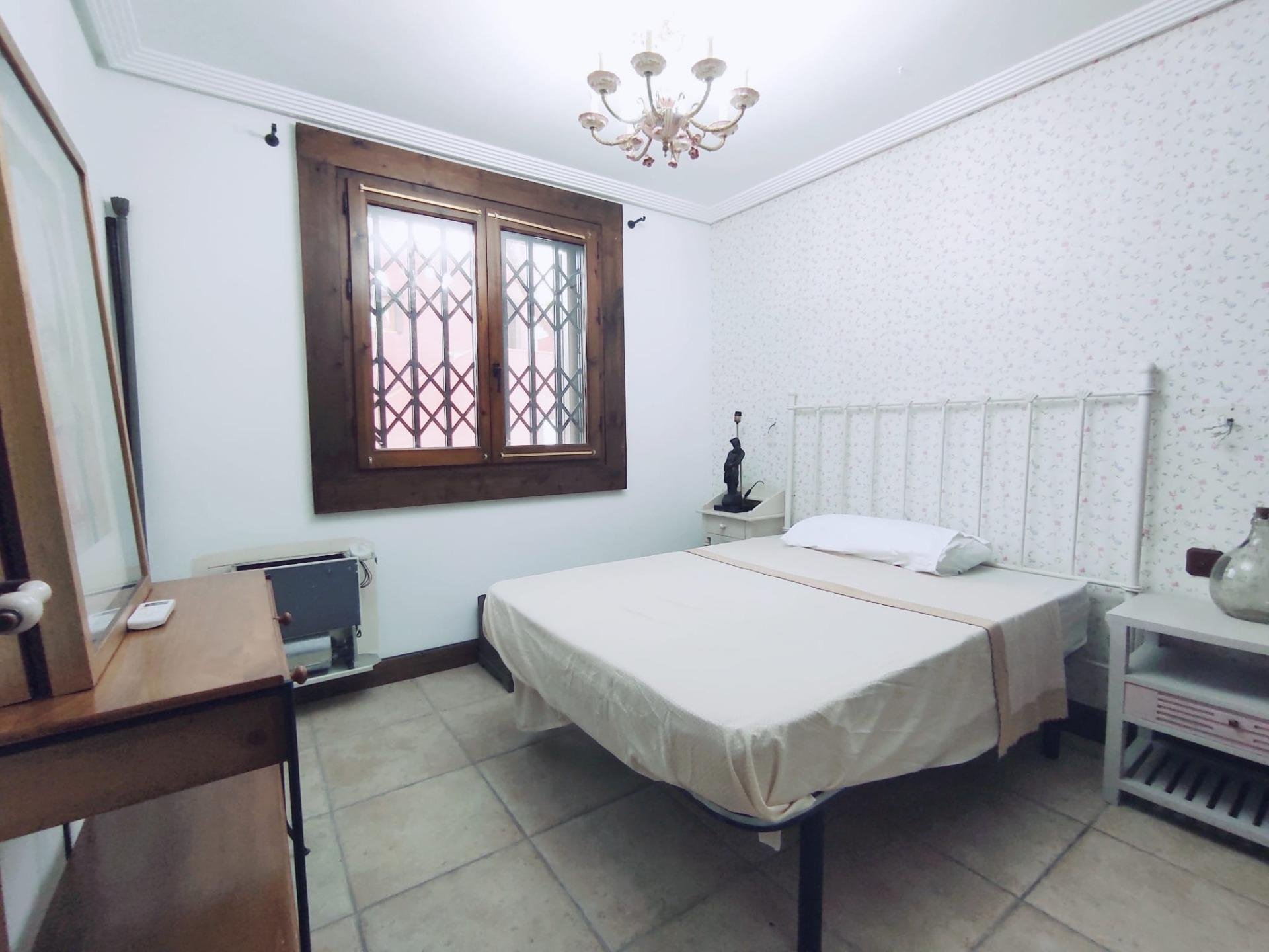 Villa à Catral, Alicante, Espagne 4 chambres, 141 m2 No. 79843