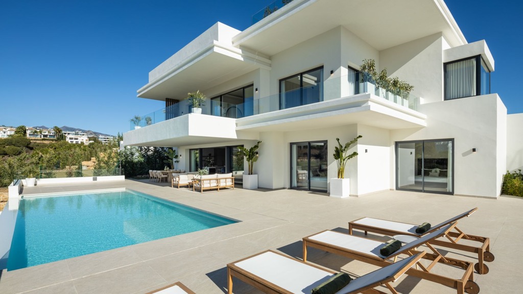 Villa in Malaga, Spain 5 bedrooms, 496 sq.m. No. 102093