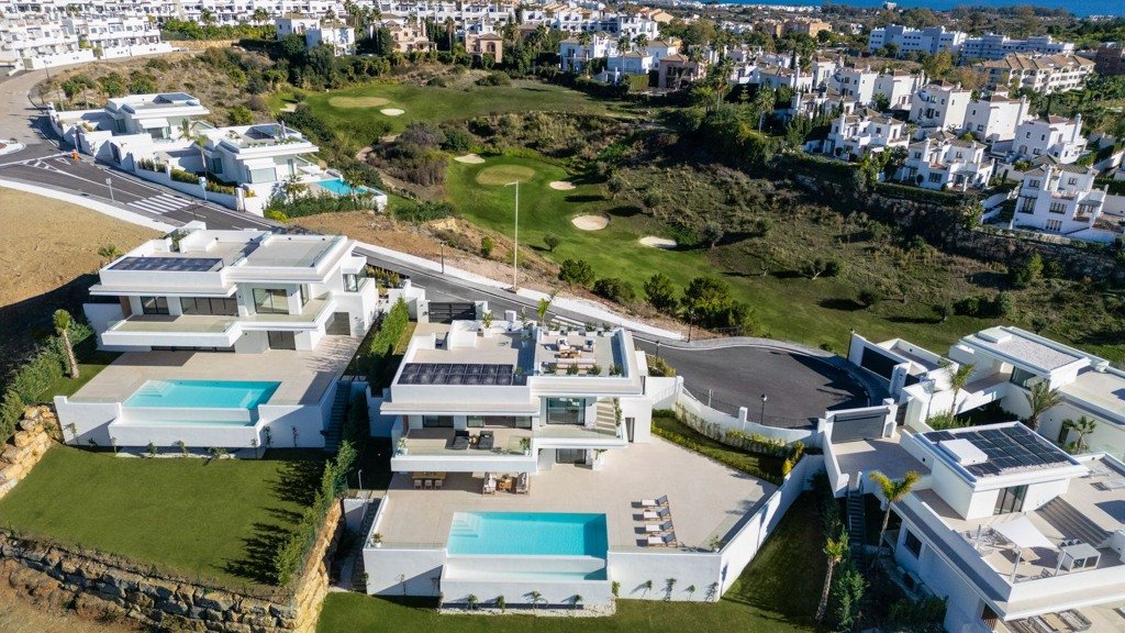 Villa in Malaga, Spain 5 bedrooms, 496 sq.m. No. 102093