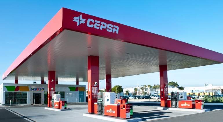 Commercial property in Cerdanyola Del Valles, Barcelona, Spain 2371 sq.m. No. 133353