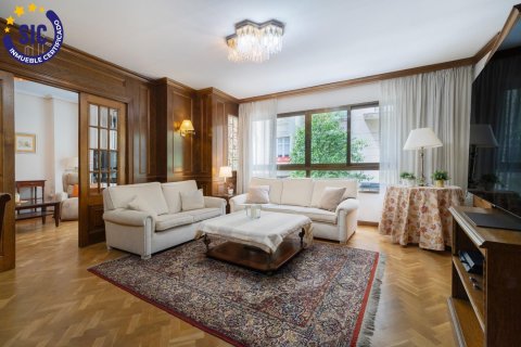 Apartment à Valencia, Espagne 4 chambres, 174 m2 No. 133349