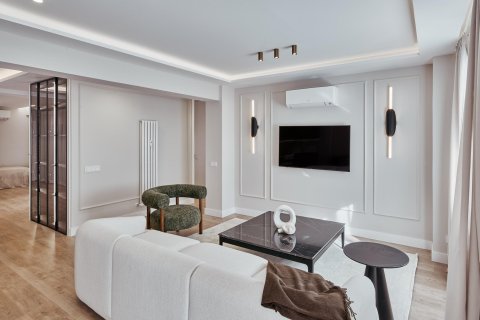 Huvila Madrid, Espanja 3 makuuhuonetta, 136 m2 No. 179927