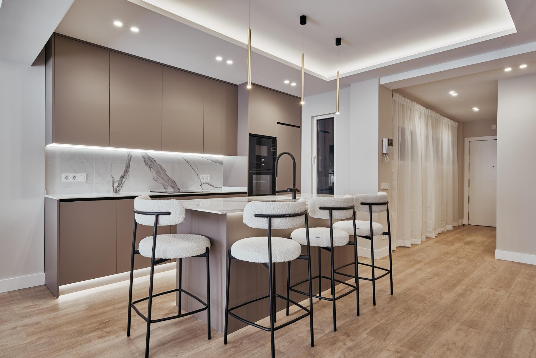 Villa à Madrid, Espagne 3 chambres, 136 m2 No. 179927