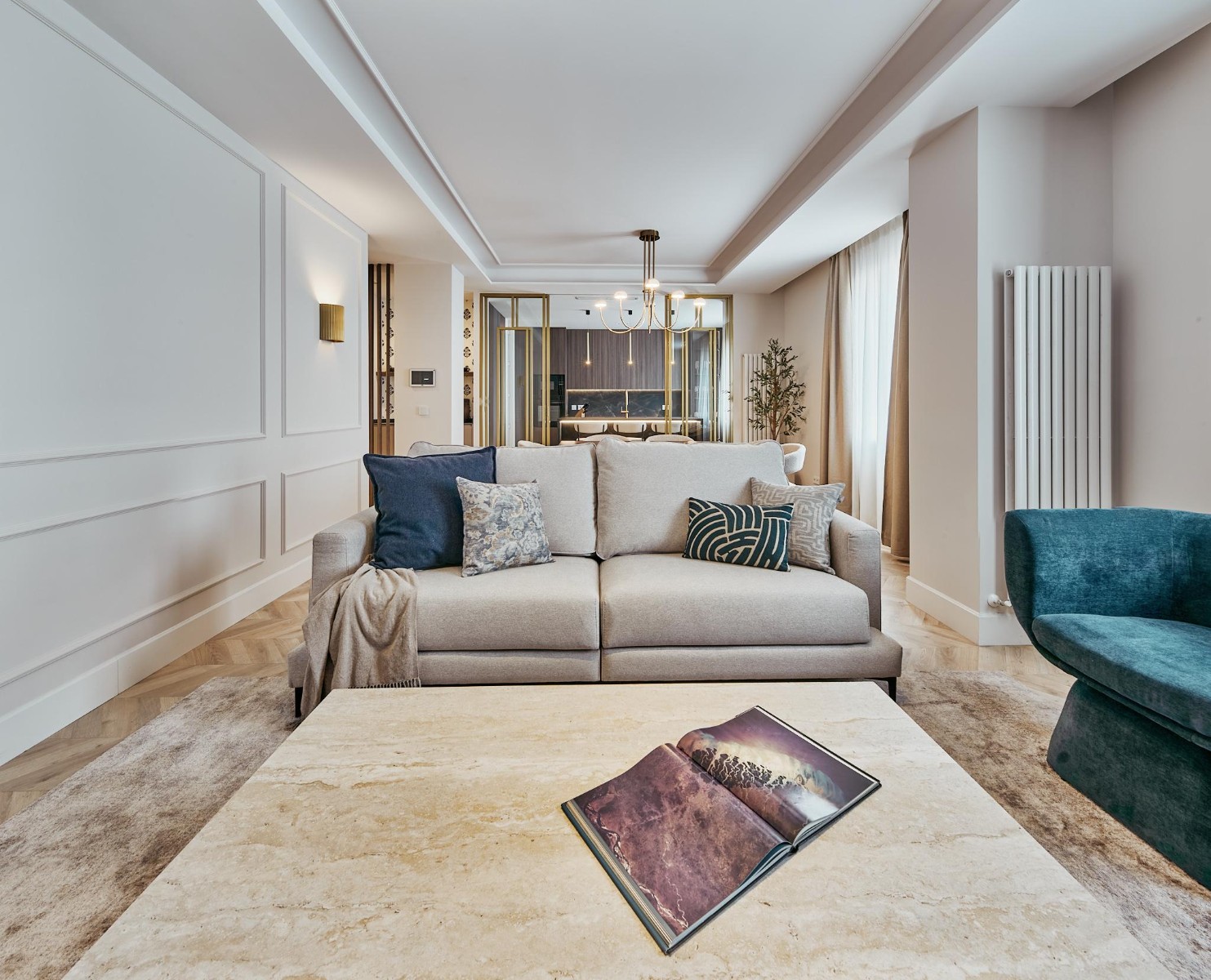 Huvila Madrid, Espanja 3 makuuhuonetta, 158 m2 No. 179932