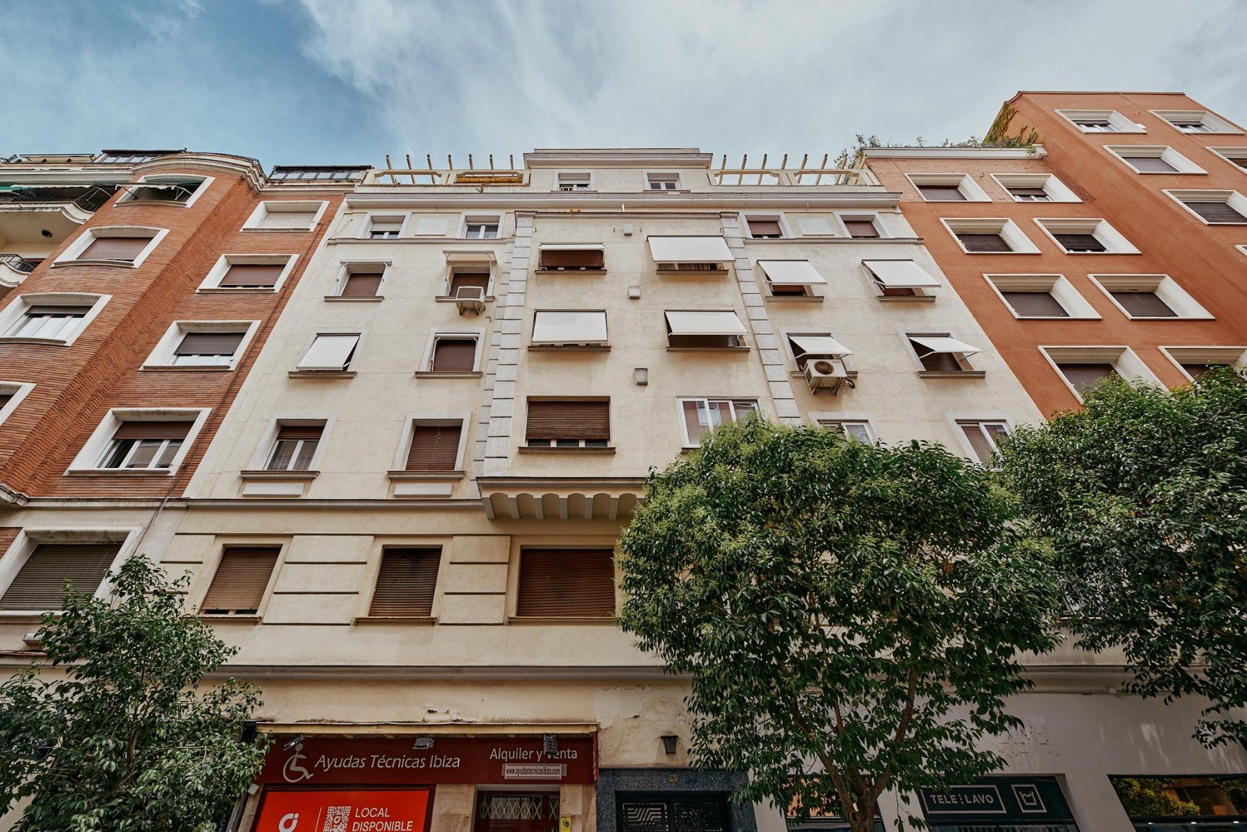 Apartment in Madrid, Spain 3 bedrooms, 110 sq.m. No. 179929