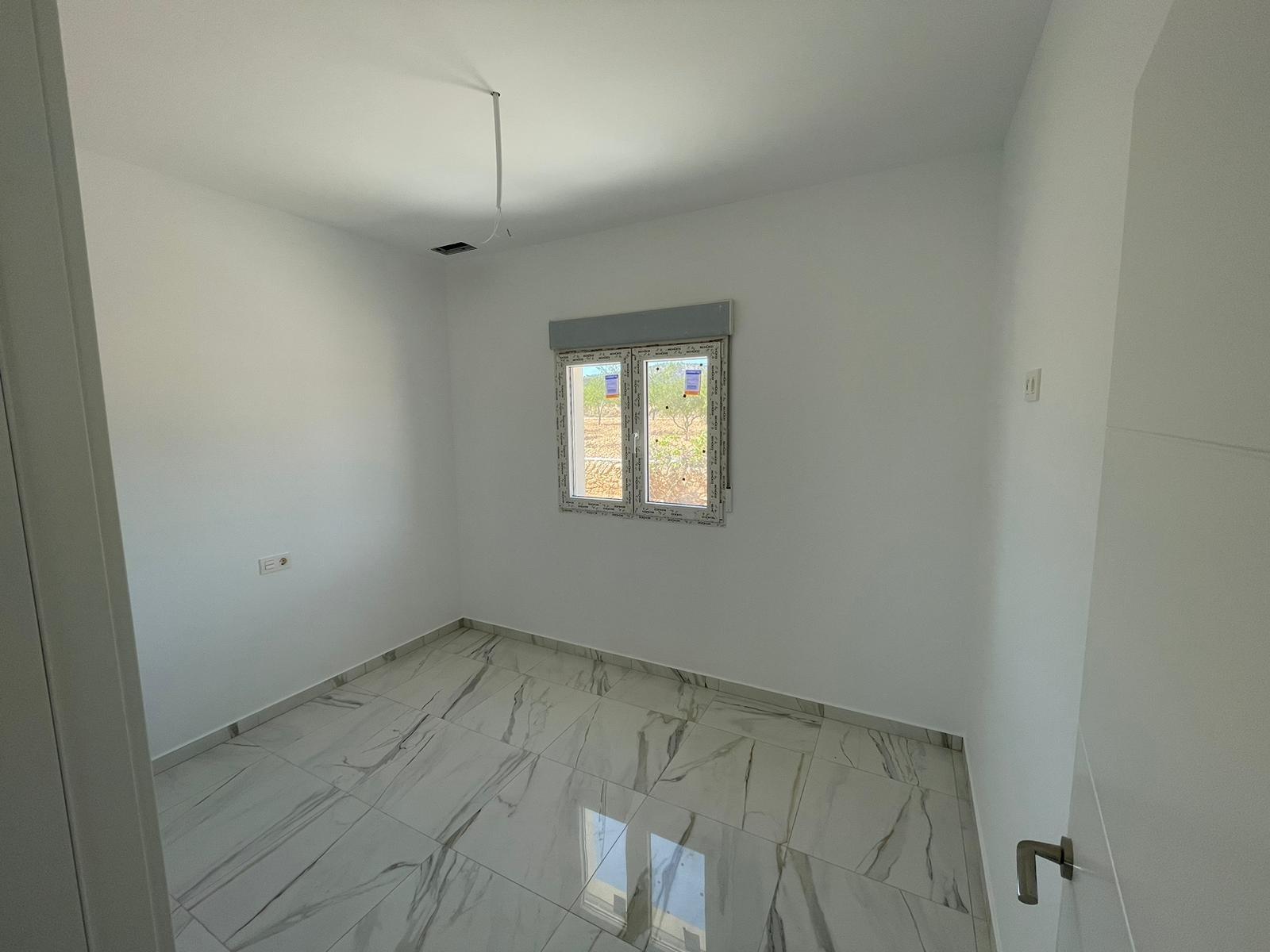 Villa i Pinoso, Alicante, Spanien 6 sovrum, 270 kvm. Nr. 135400