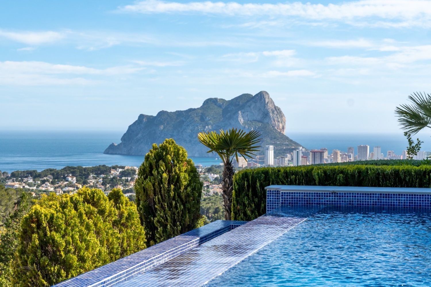 Villa en Benissa, Alicante, España 4 dormitorios, 366 m2 No. 181714