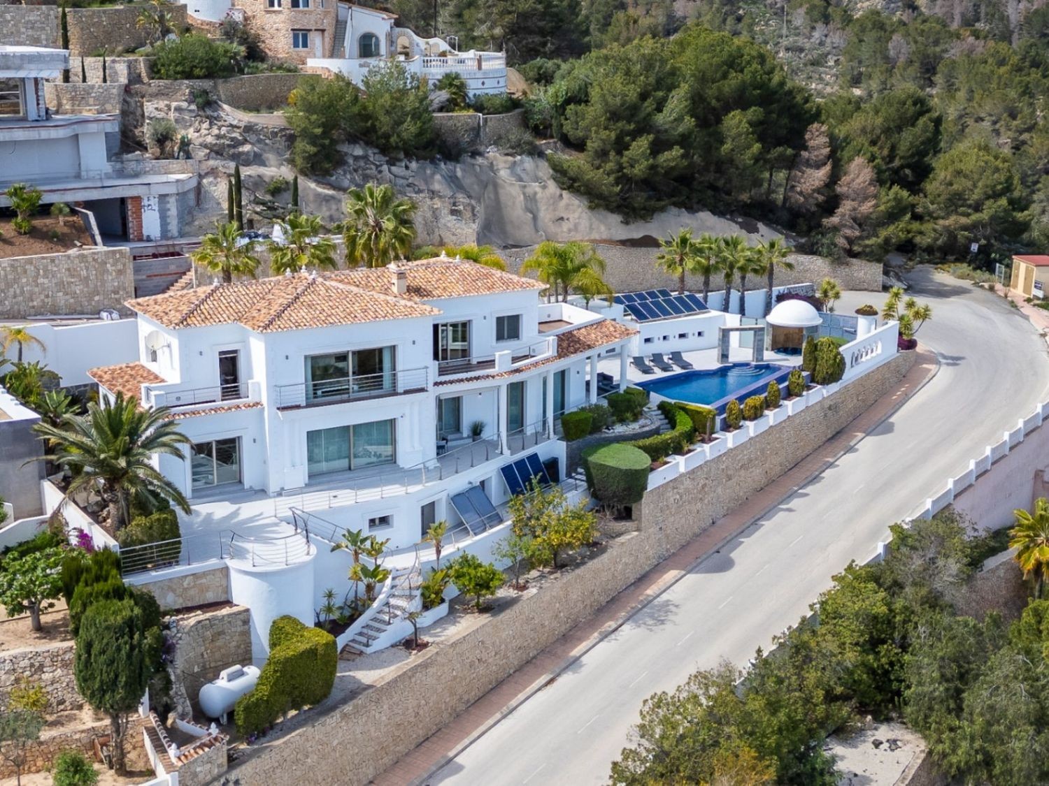 Villa en Benissa, Alicante, España 4 dormitorios, 366 m2 No. 181714