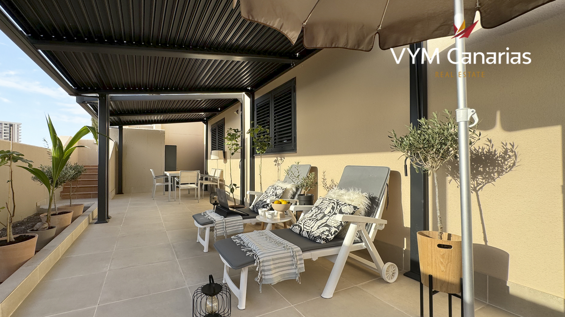 Tvåvåningslägenhet i Playa, Valencia, Spanien 3 sovrum, 86 kvm. Nr. 140557