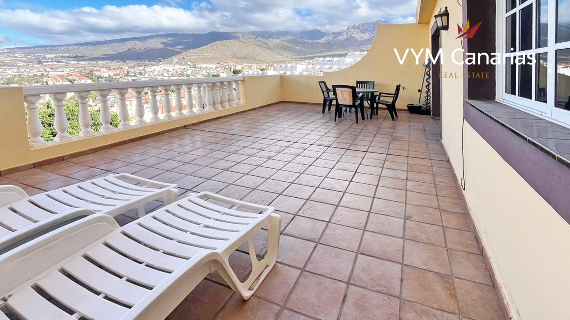 Lägenhet i Torviscas, Tenerife, Spanien 2 sovrum, 77 kvm. Nr. 140561