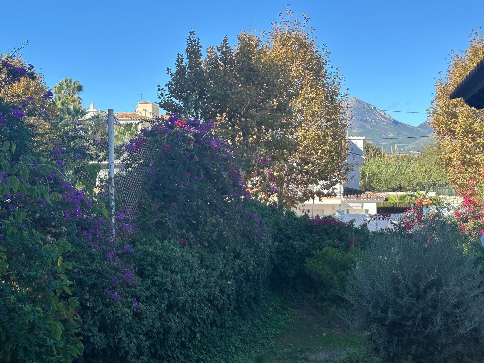 Talo Albir, Alicante, Espanja 3 makuuhuonetta, 183 m2 No. 167646