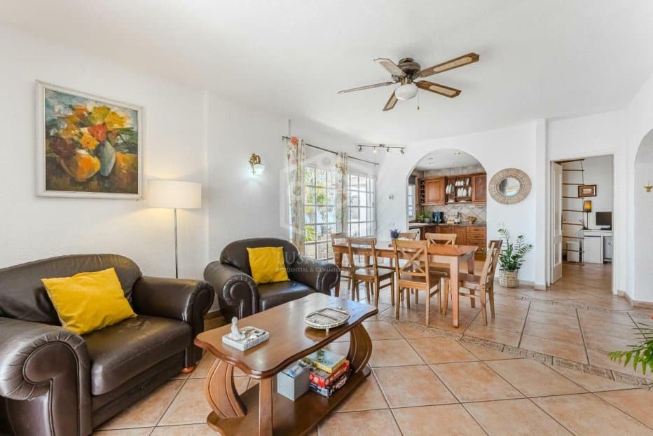 Villa i Guia de Isora, Tenerife, Spanien 5 sovrum, 214 kvm. Nr. 139592