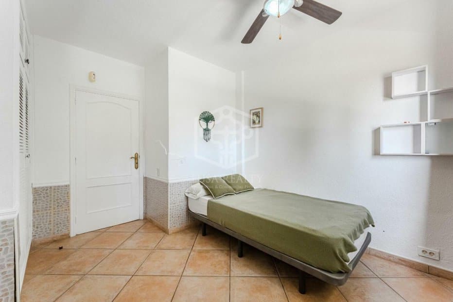 Villa i Guia de Isora, Tenerife, Spanien 5 sovrum, 214 kvm. Nr. 139592