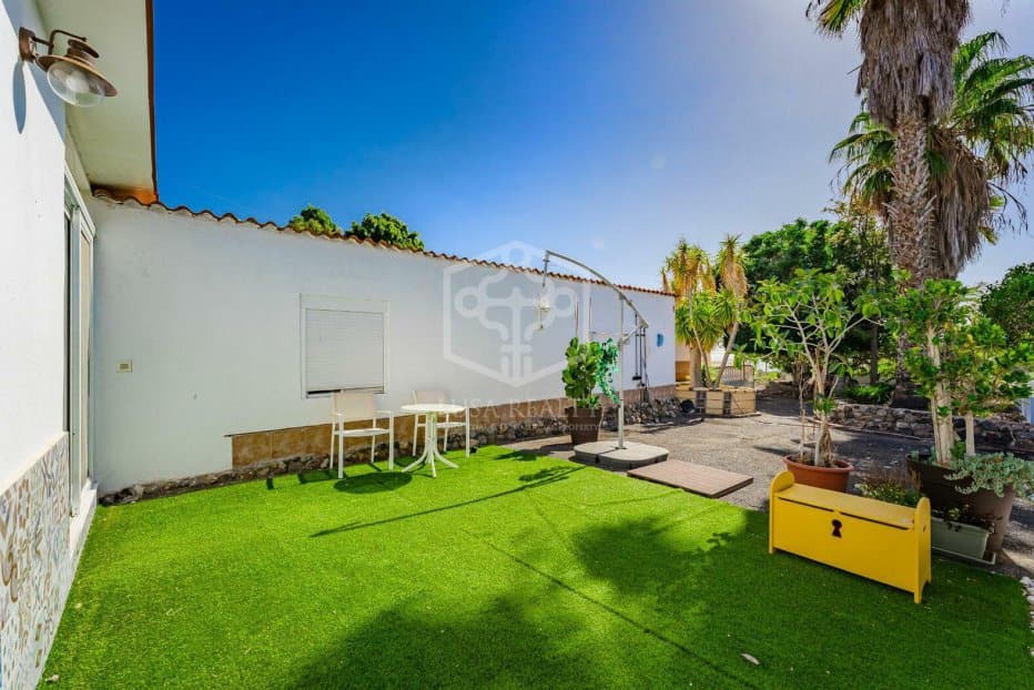 Villa i Guia de Isora, Tenerife, Spanien 5 sovrum, 214 kvm. Nr. 139592