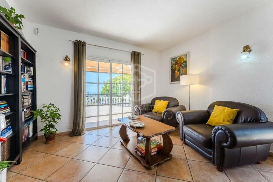 Villa i Guia de Isora, Tenerife, Spanien 5 sovrum, 214 kvm. Nr. 139592