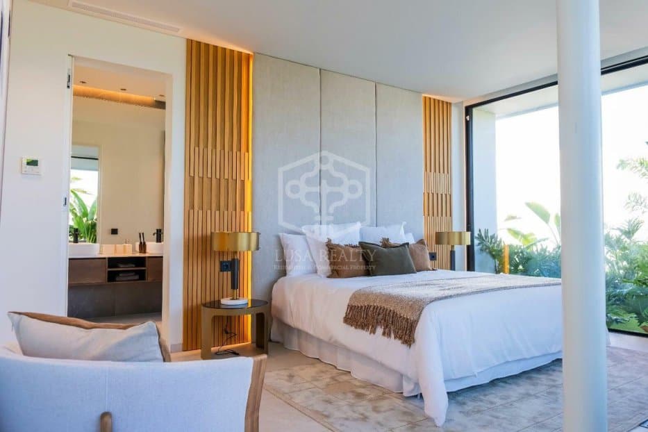 Villa in Guia de Isora, Tenerife, Spain 4 bedrooms, 430 sq.m. No. 139591