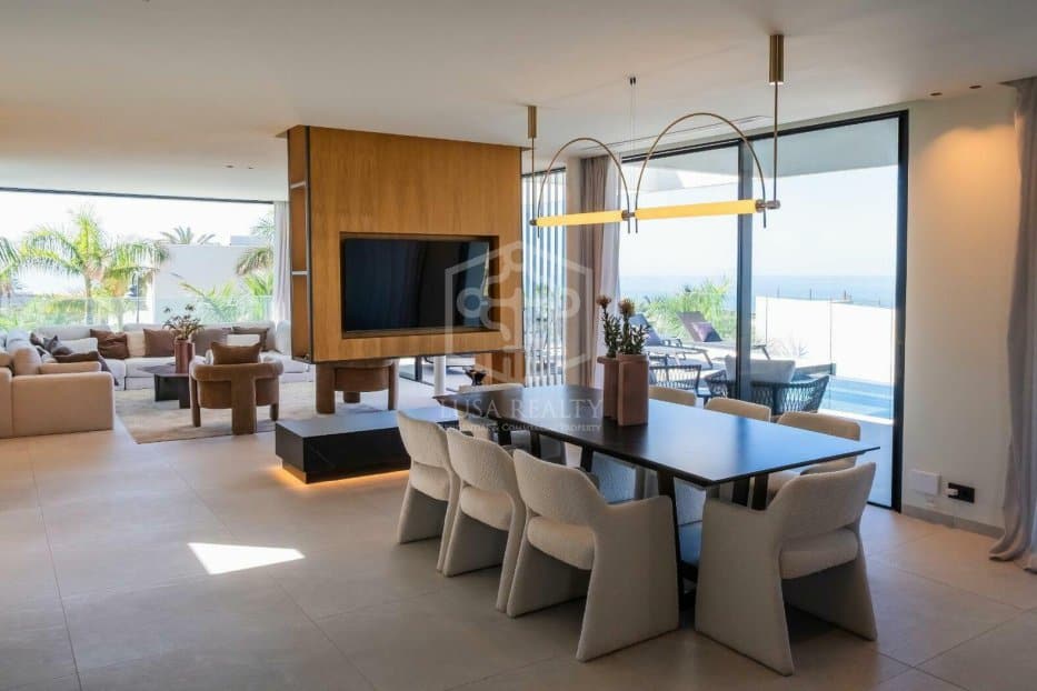 Villa in Guia de Isora, Tenerife, Spain 4 bedrooms, 430 sq.m. No. 139591