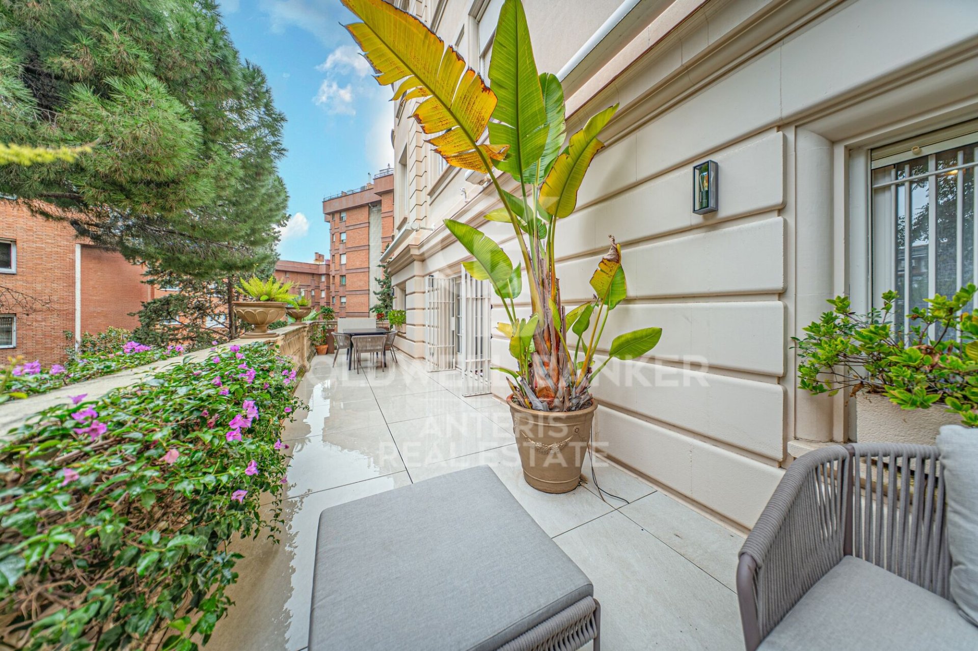 Huoneisto Barcelona, Espanja 7 makuuhuonetta, 450 m2 No. 156820