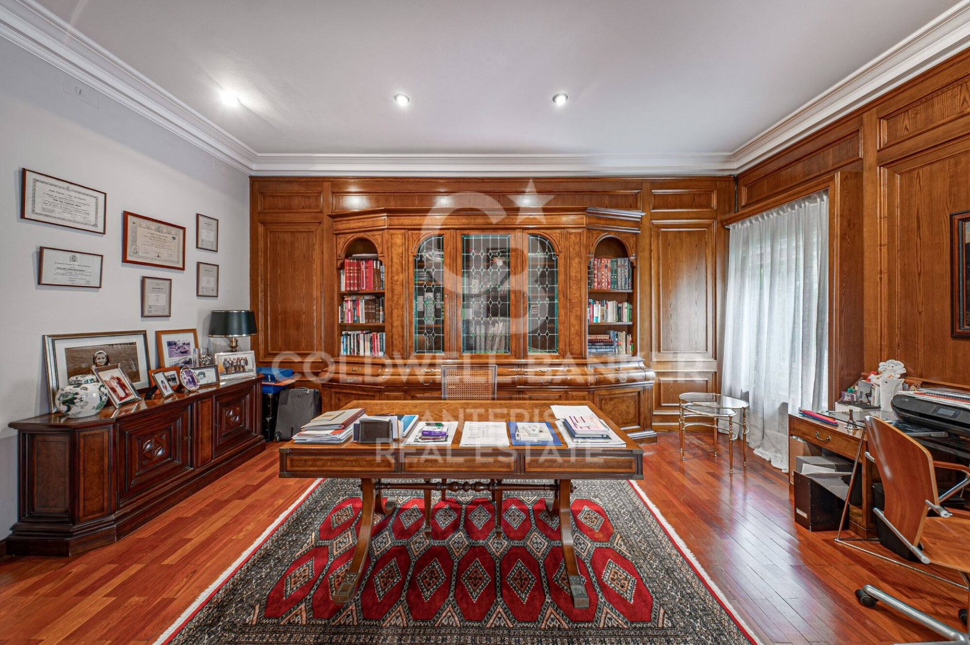 Huoneisto Barcelona, Espanja 7 makuuhuonetta, 450 m2 No. 156820