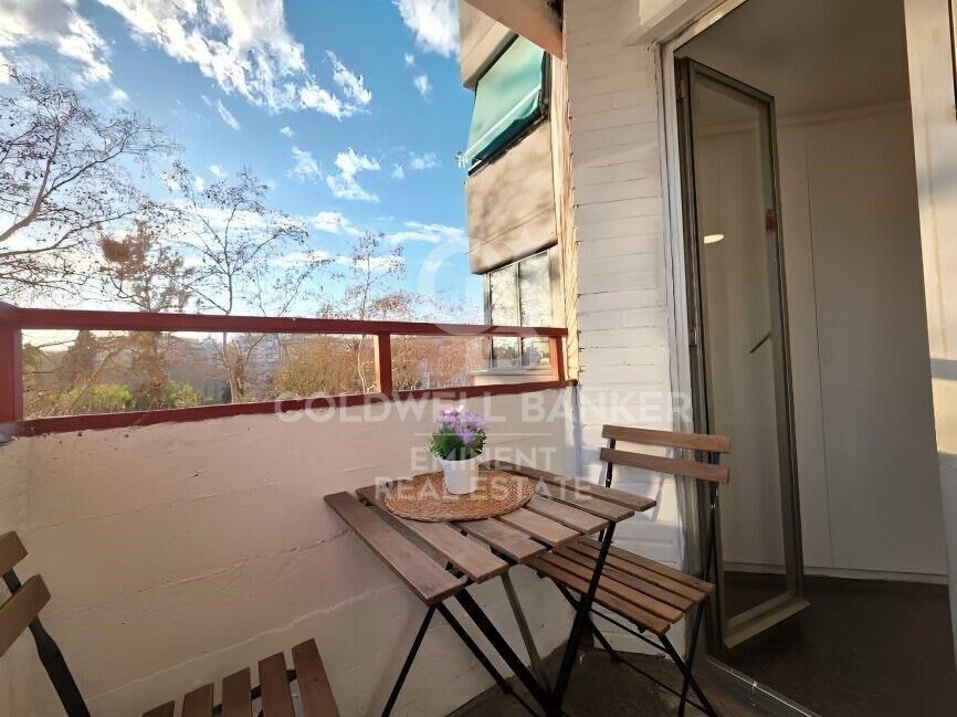 Bliźniak w Barcelona, Hiszpania 3 sypialnie, 124 mkw. nr 156821