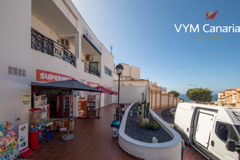 Commercial property in Torviscas, Tenerife, Spain 1 bedroom, 148 sq.m. No. 70594