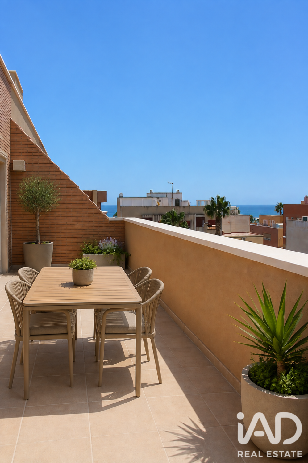 Apartamento en Roquetas de Mar, Almería, España 4 dormitorios,  No. 193493