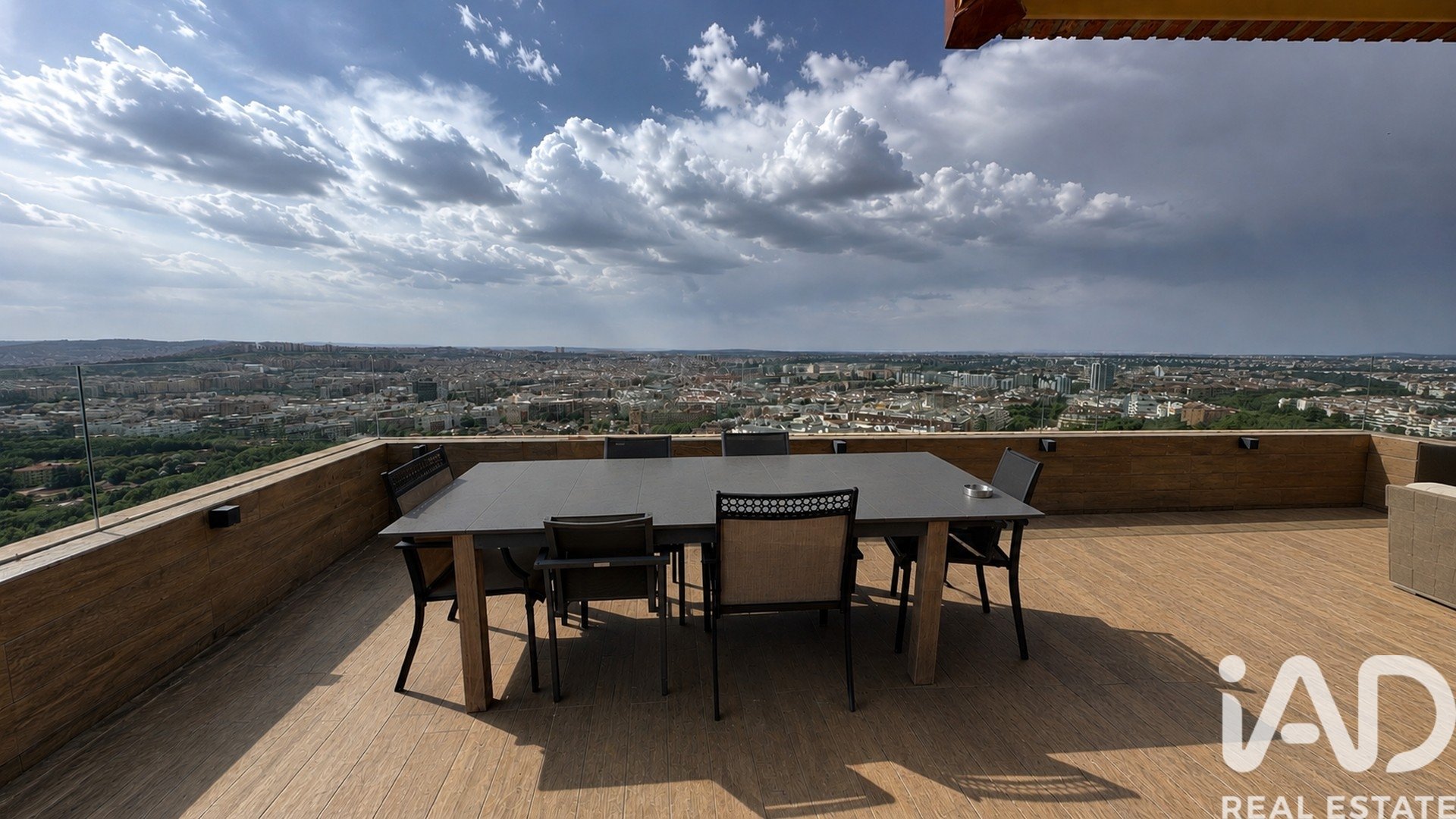 Apartament w Madrid, Hiszpania 3 sypialnie, 189 mkw. nr 193487