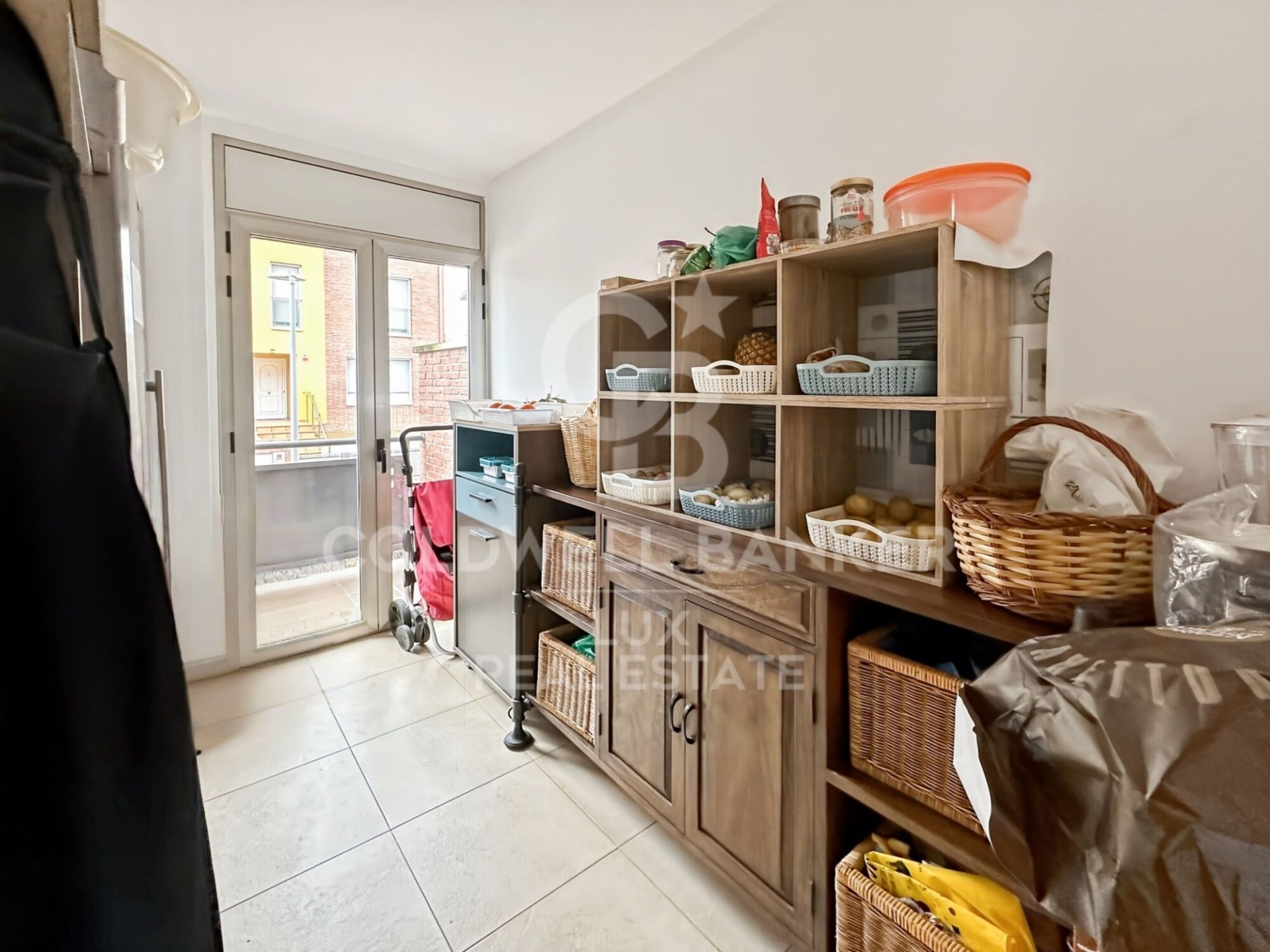 House in Vic, Barcelona, Spain 4 bedrooms, 251 sq.m. No. 157136