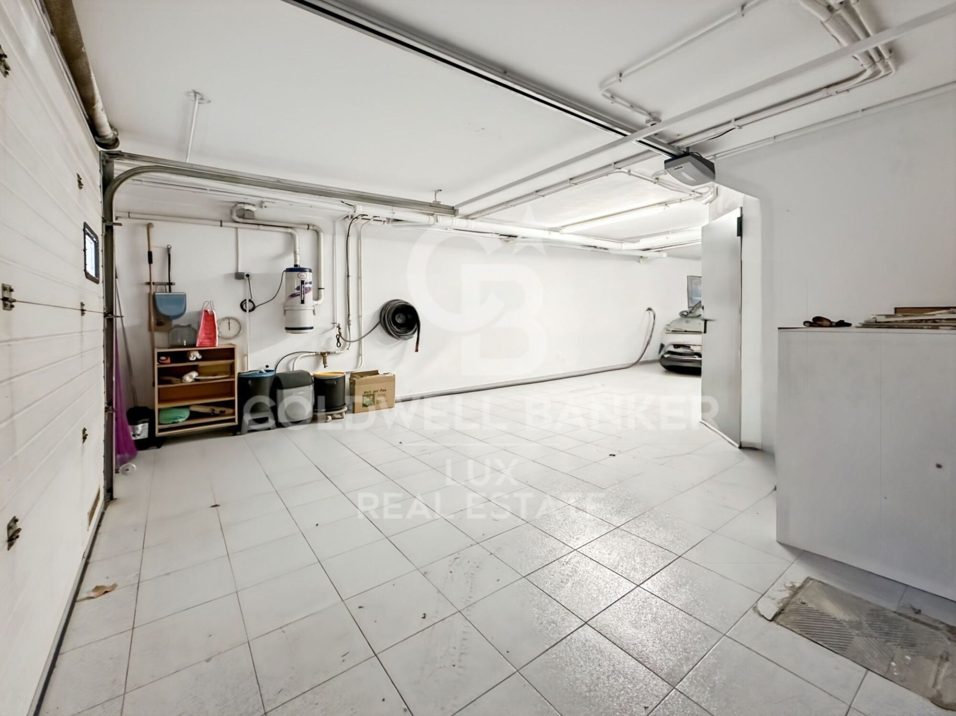 House in Vic, Barcelona, Spain 4 bedrooms, 251 sq.m. No. 157136