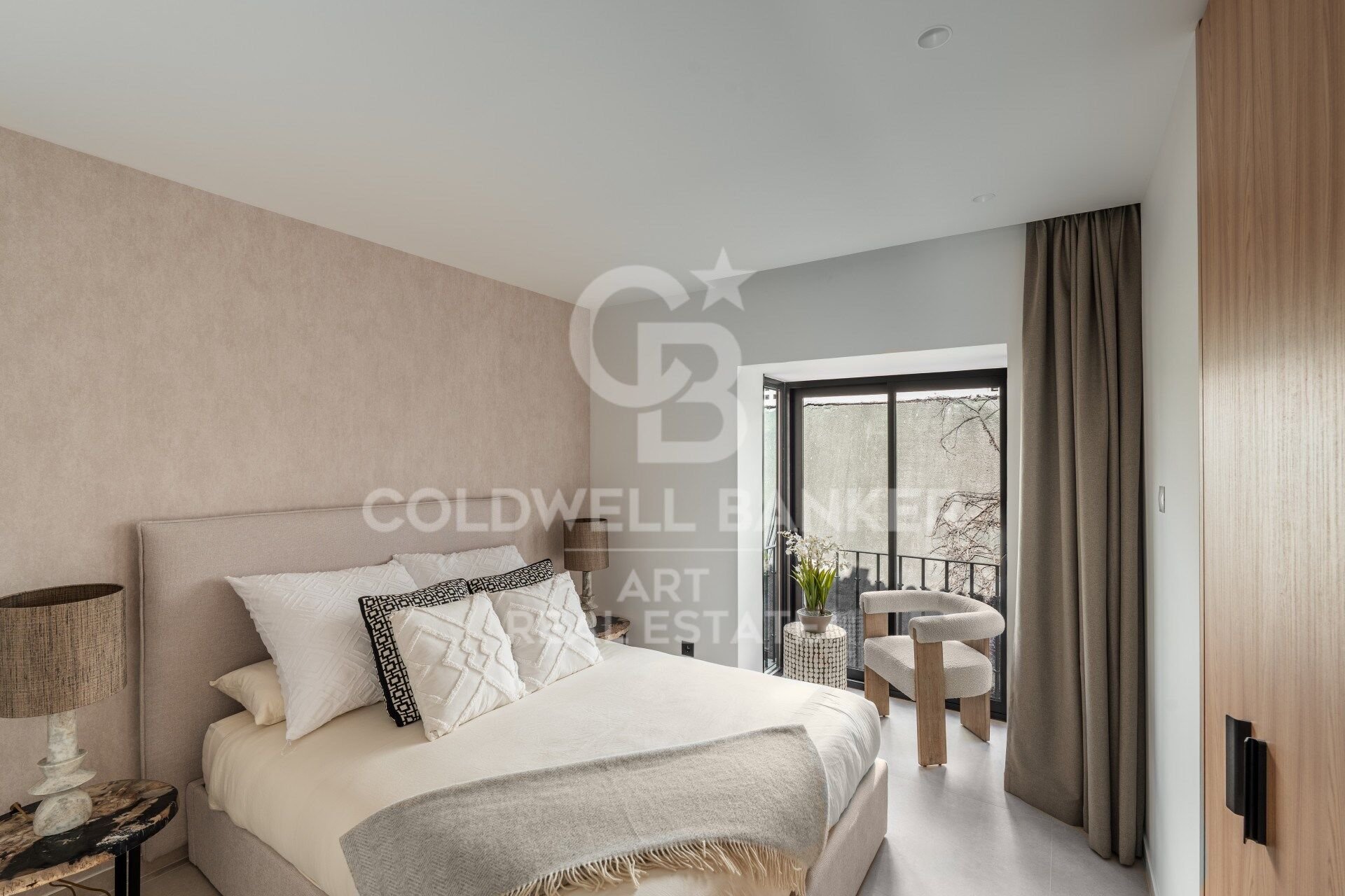 Duplex in Marbella, Malaga, Spain 3 bedrooms, 241 sq.m. No. 157139