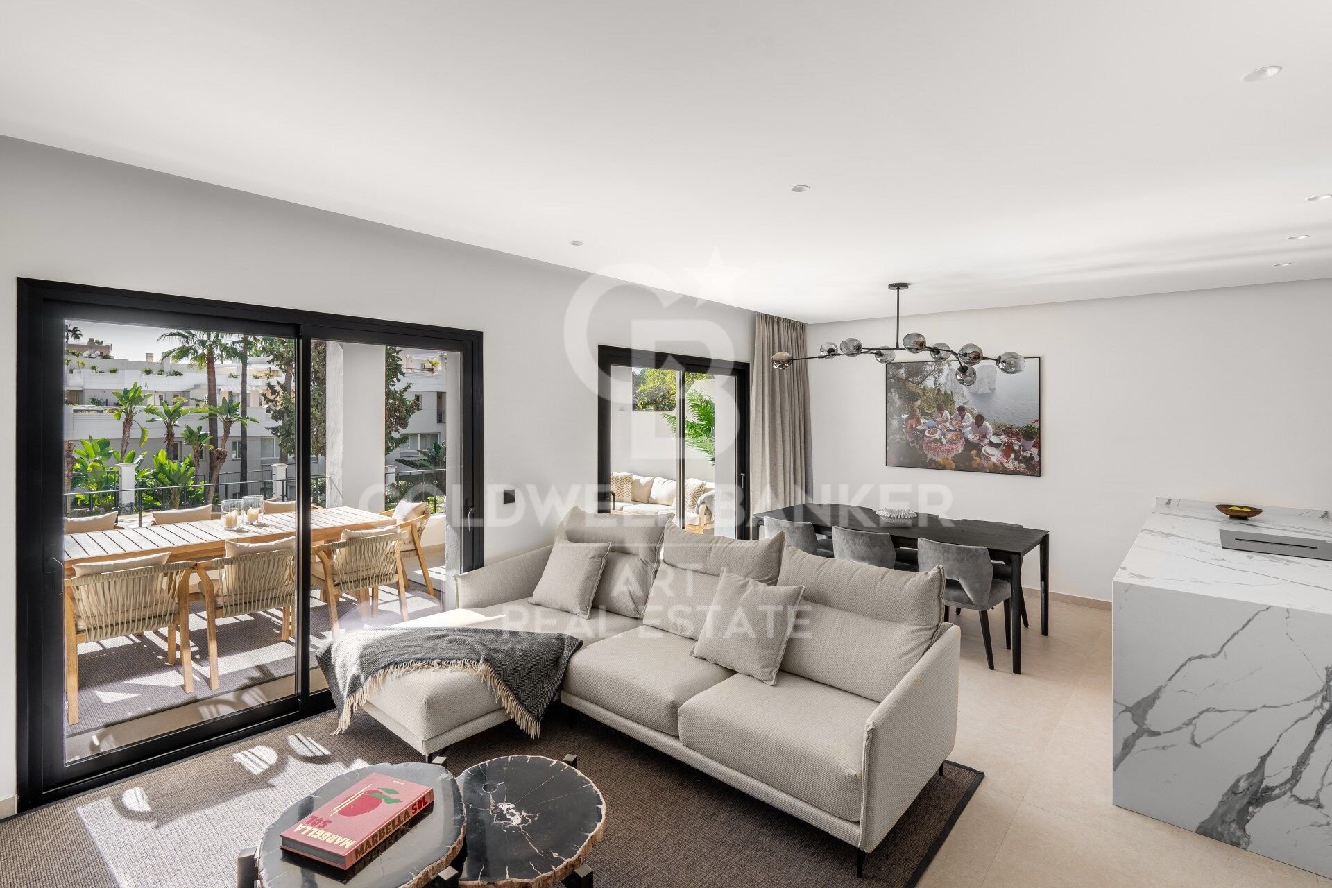 Duplex in Marbella, Malaga, Spain 3 bedrooms, 241 sq.m. No. 157139