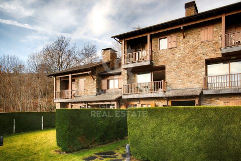 Дуплекс в Герона, Испания 3 спальни, 130м2 №157133