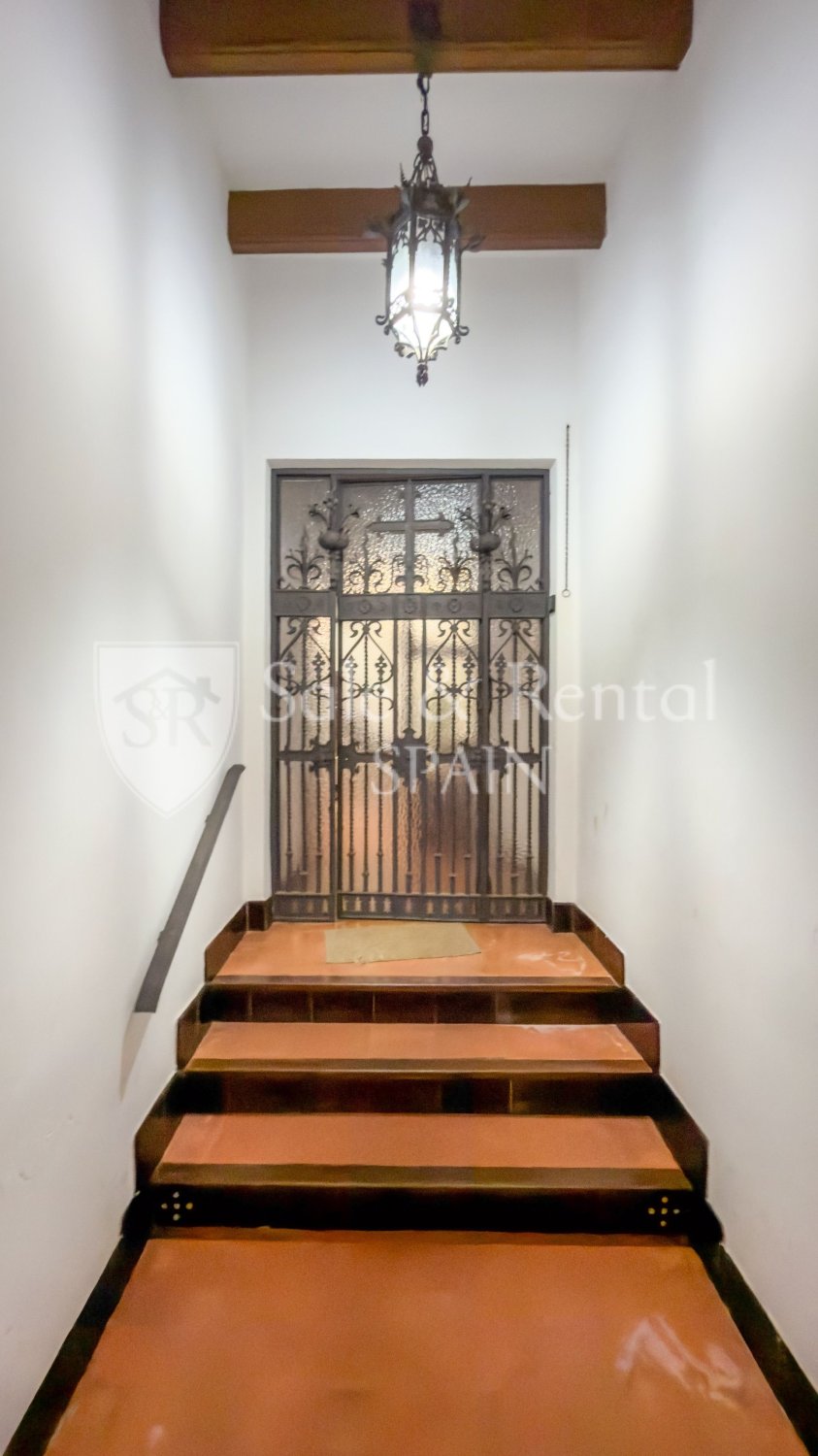 Hus i Tossa de Mar, Girona, Spanien 7 sovrum, 215 kvm. Nr. 173842
