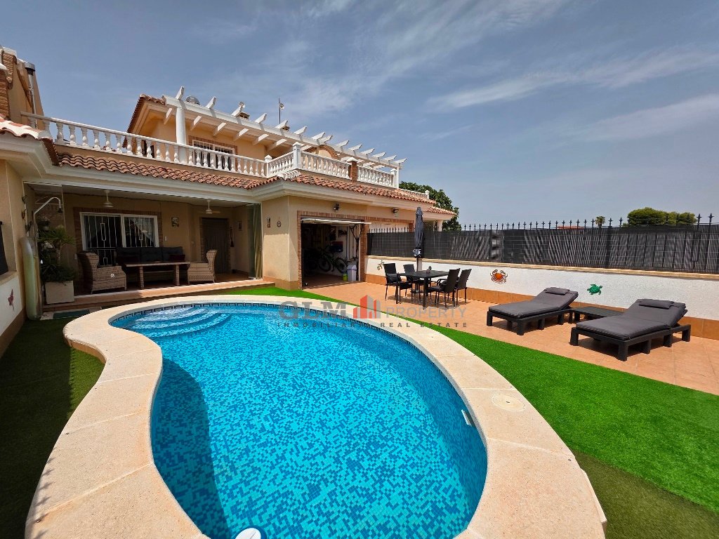 Apartment in Los Alcazares, Murcia, Spain 3 bedrooms, 134 sq.m. No. 193431