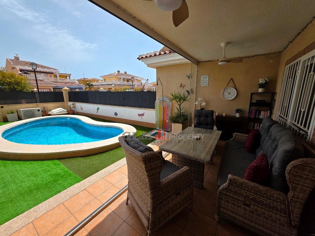 Apartment in Los Alcazares, Murcia, Spain 3 bedrooms, 134 sq.m. No. 193431