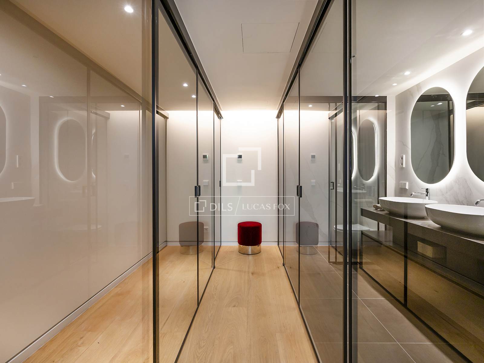 Huoneisto Barcelona, Espanja 3 makuuhuonetta, 147 m2 No. 150762