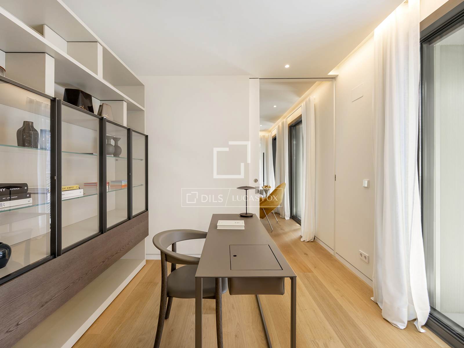 Huoneisto Barcelona, Espanja 3 makuuhuonetta, 147 m2 No. 150762