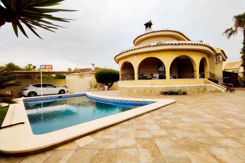 Villa in Benijofar, Alicante, Spain 3 bedrooms, 147 sq.m. No. 101083