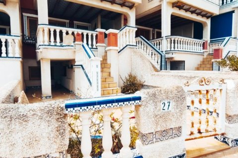 Bungalow en Guardamar del Segura, Alicante, España 4 dormitorios, 105 m2 No. 101081