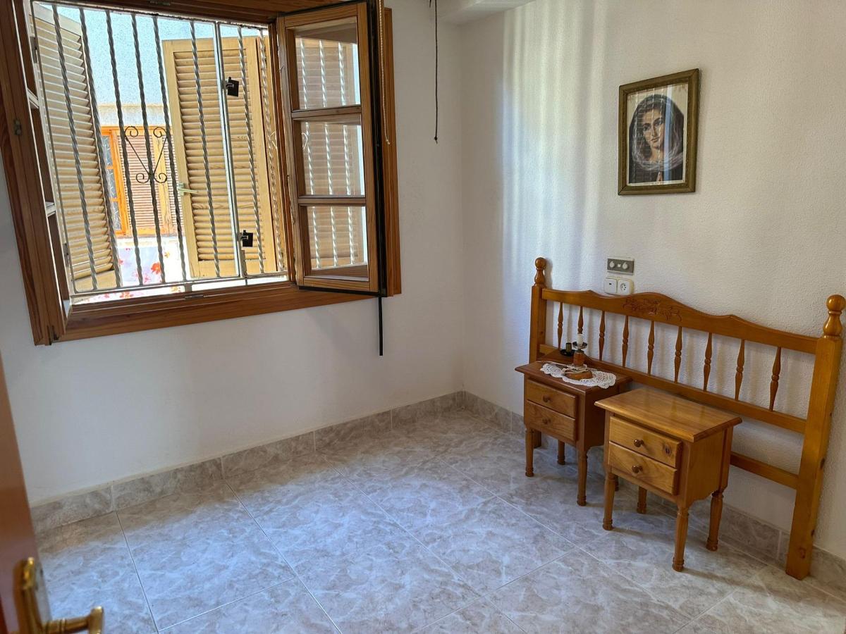 Bungalow en Guardamar del Segura, Alicante, España 4 dormitorios, 105 m2 No. 101081
