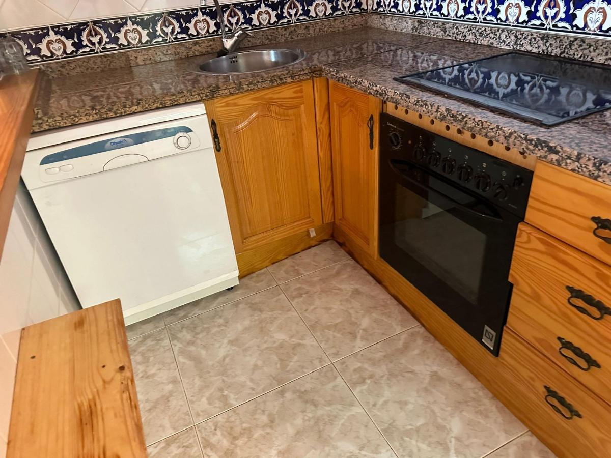 Bungalow en Guardamar del Segura, Alicante, España 4 dormitorios, 105 m2 No. 101081