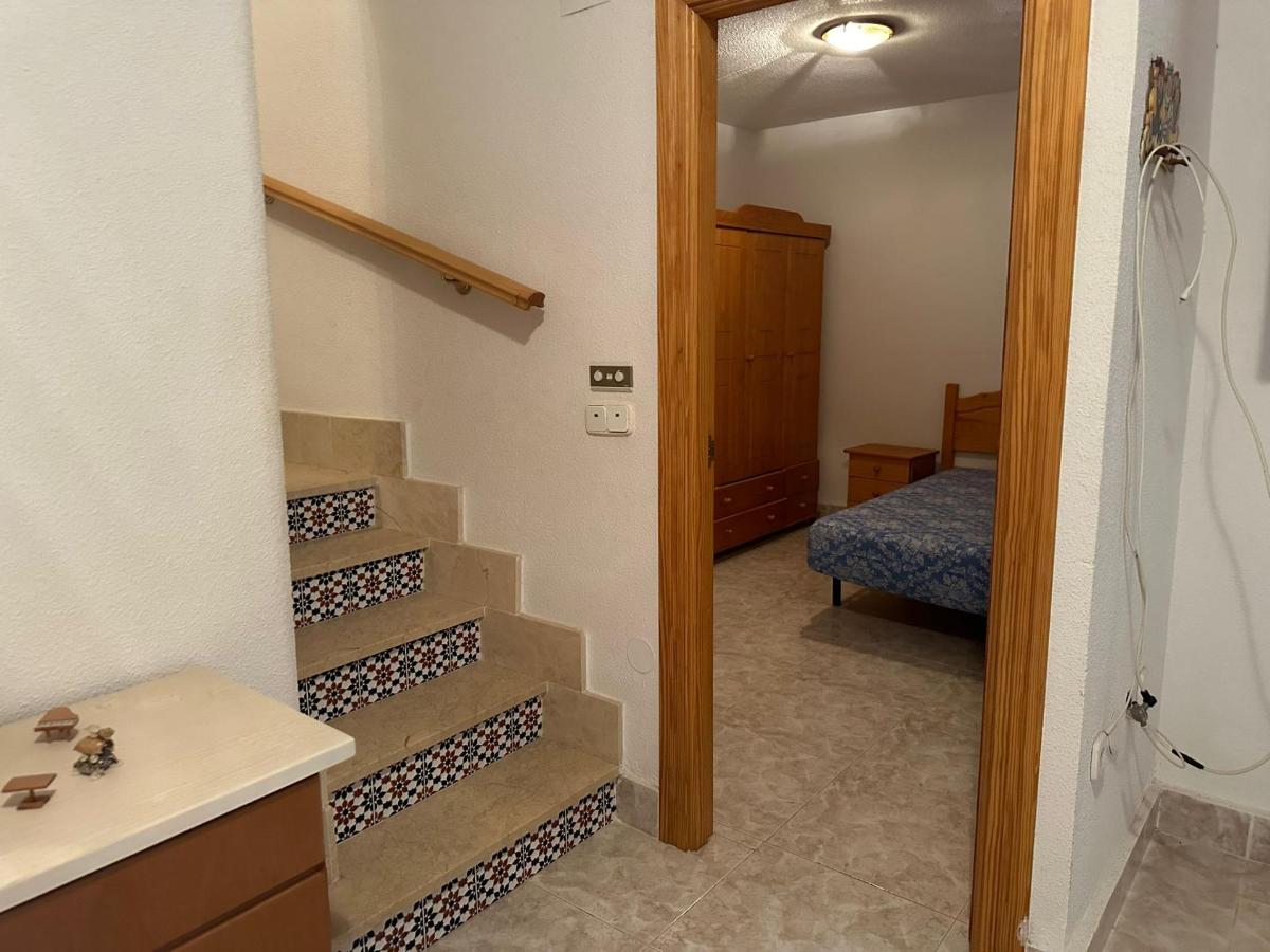 Bungalow en Guardamar del Segura, Alicante, España 4 dormitorios, 105 m2 No. 101081