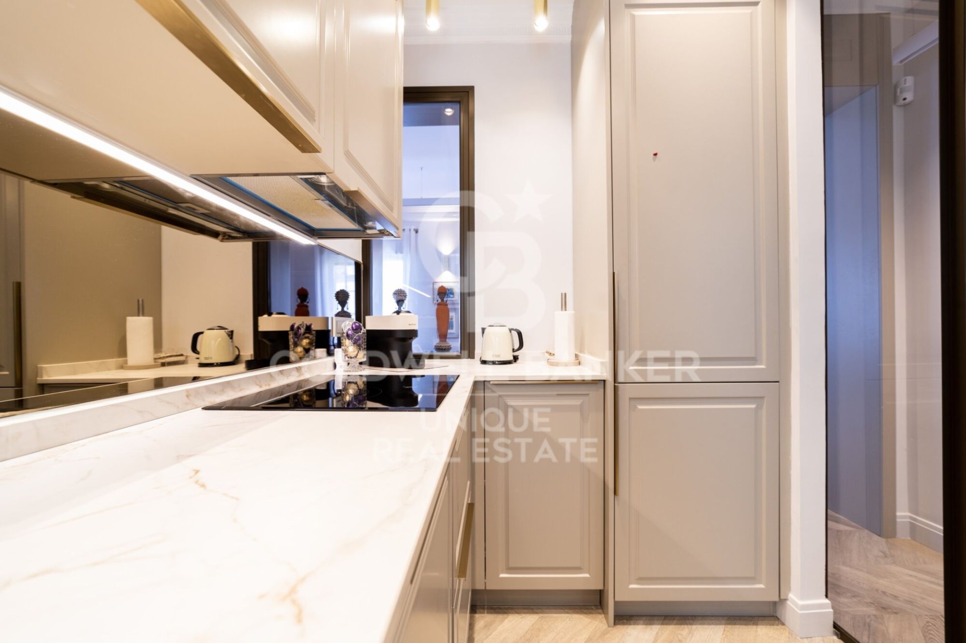 Huoneisto Madrid, Espanja 2 makuuhuonetta, 89 m2 No. 178613