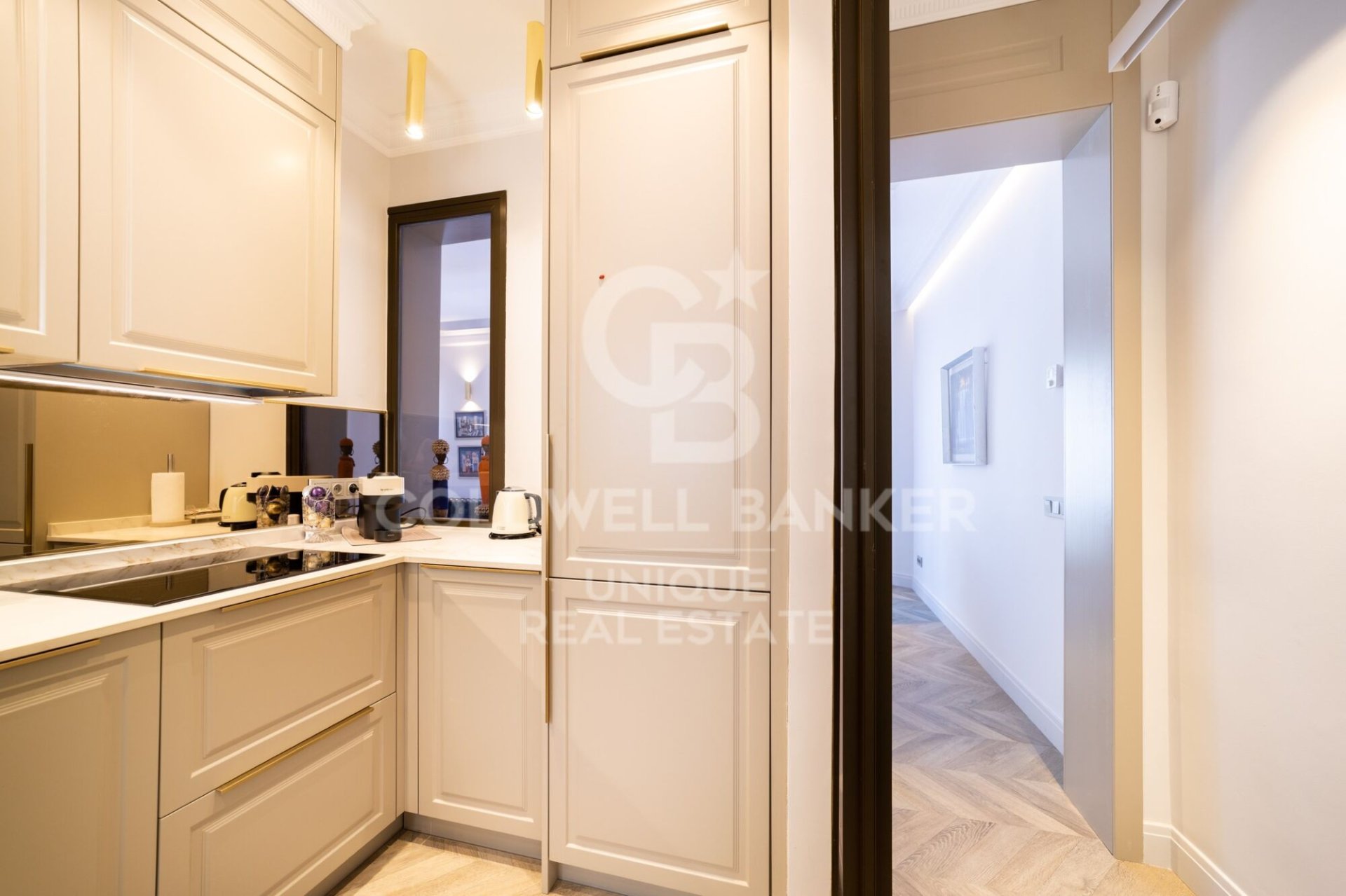 Huoneisto Madrid, Espanja 2 makuuhuonetta, 89 m2 No. 178613