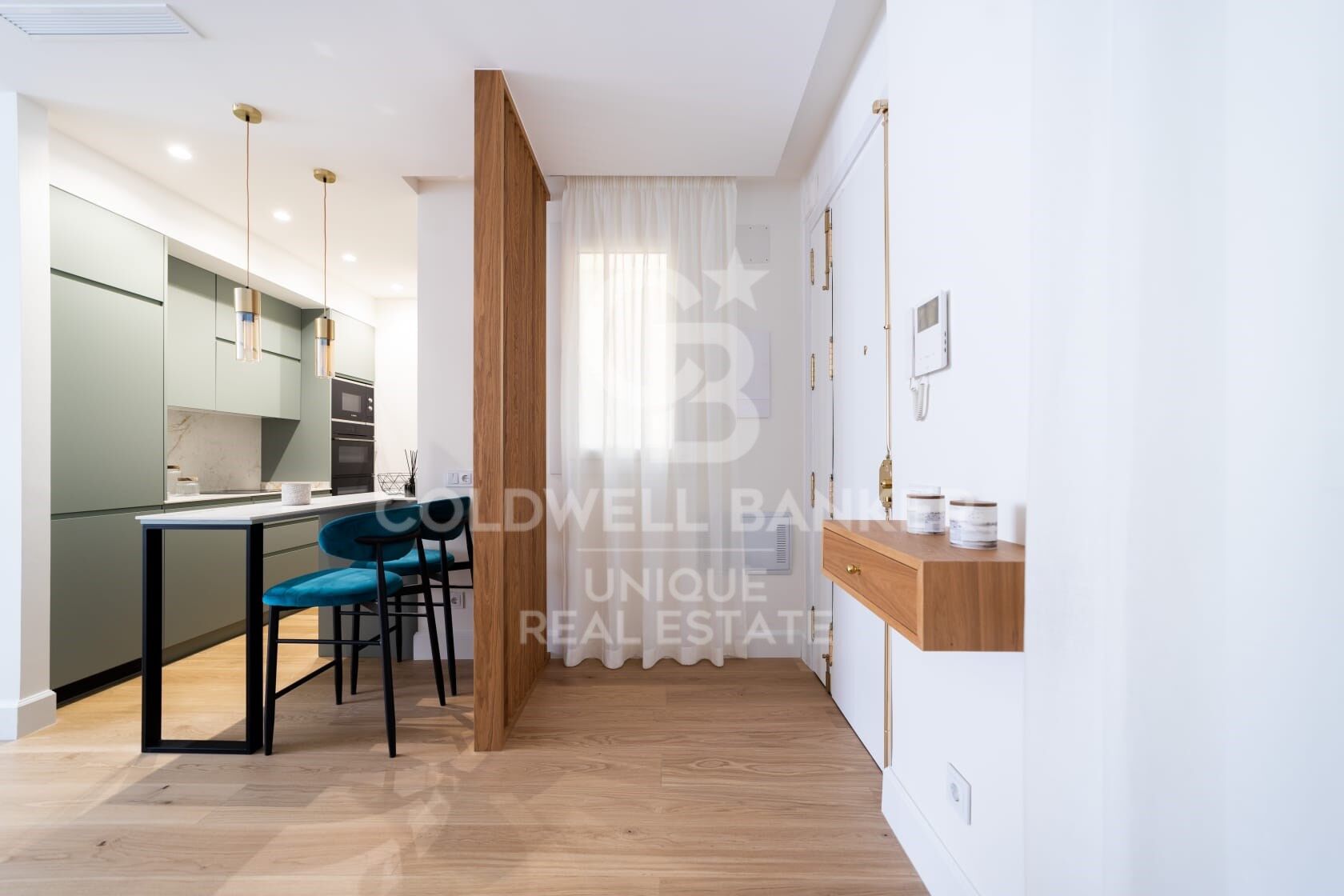 Apartment à Madrid, Espagne 2 chambres, 96 m2 No. 178612