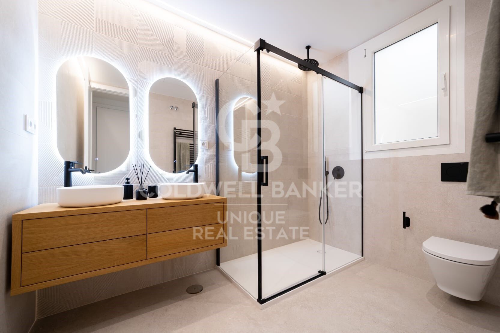 Apartment à Madrid, Espagne 2 chambres, 96 m2 No. 178612