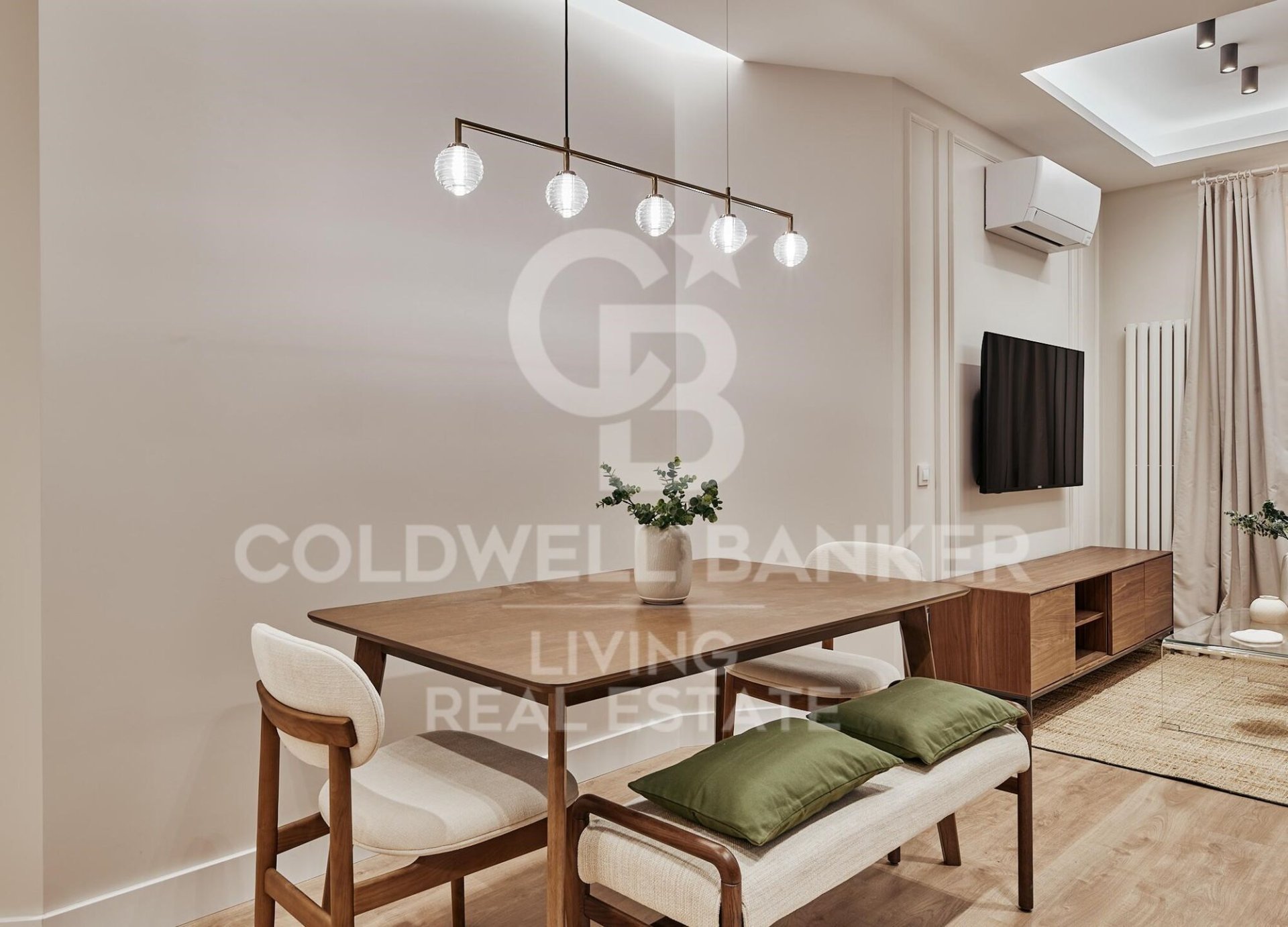 Apartment in Madrid, Spain 2 bedrooms, 71 sq.m. No. 178614