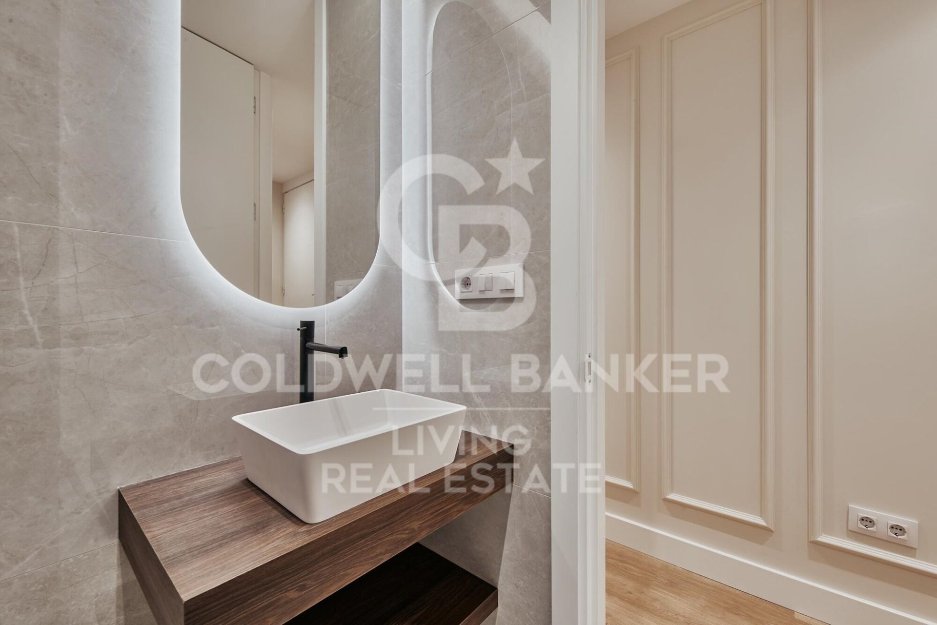 Apartment in Madrid, Spain 2 bedrooms, 71 sq.m. No. 178614