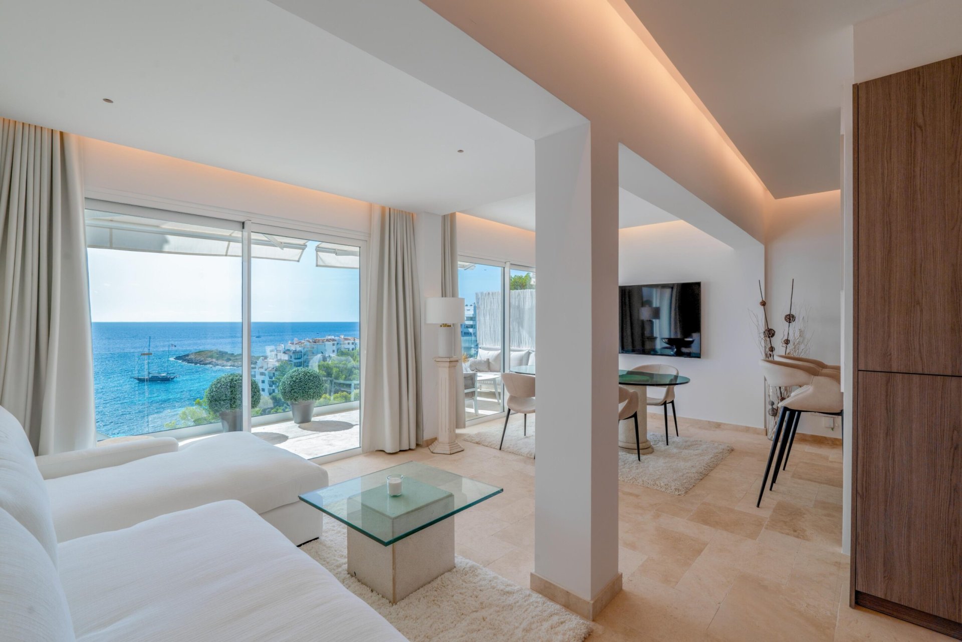 Apartment in Illetes (Ses), Mallorca, Spain 2 bedrooms, 80 sq.m. No. 138205