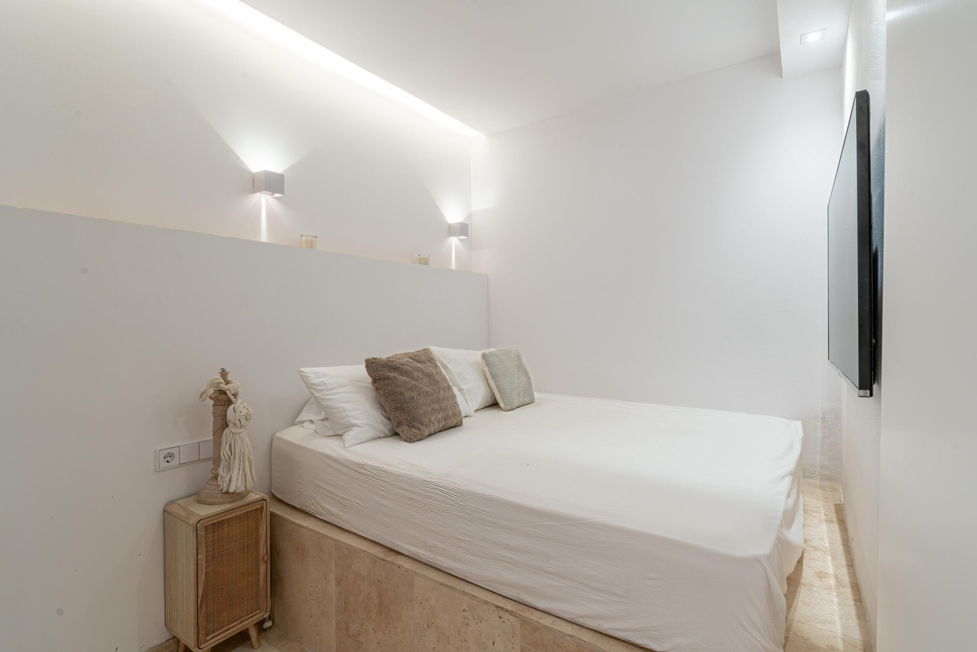 Apartment in Illetes (Ses), Mallorca, Spain 2 bedrooms, 80 sq.m. No. 138205